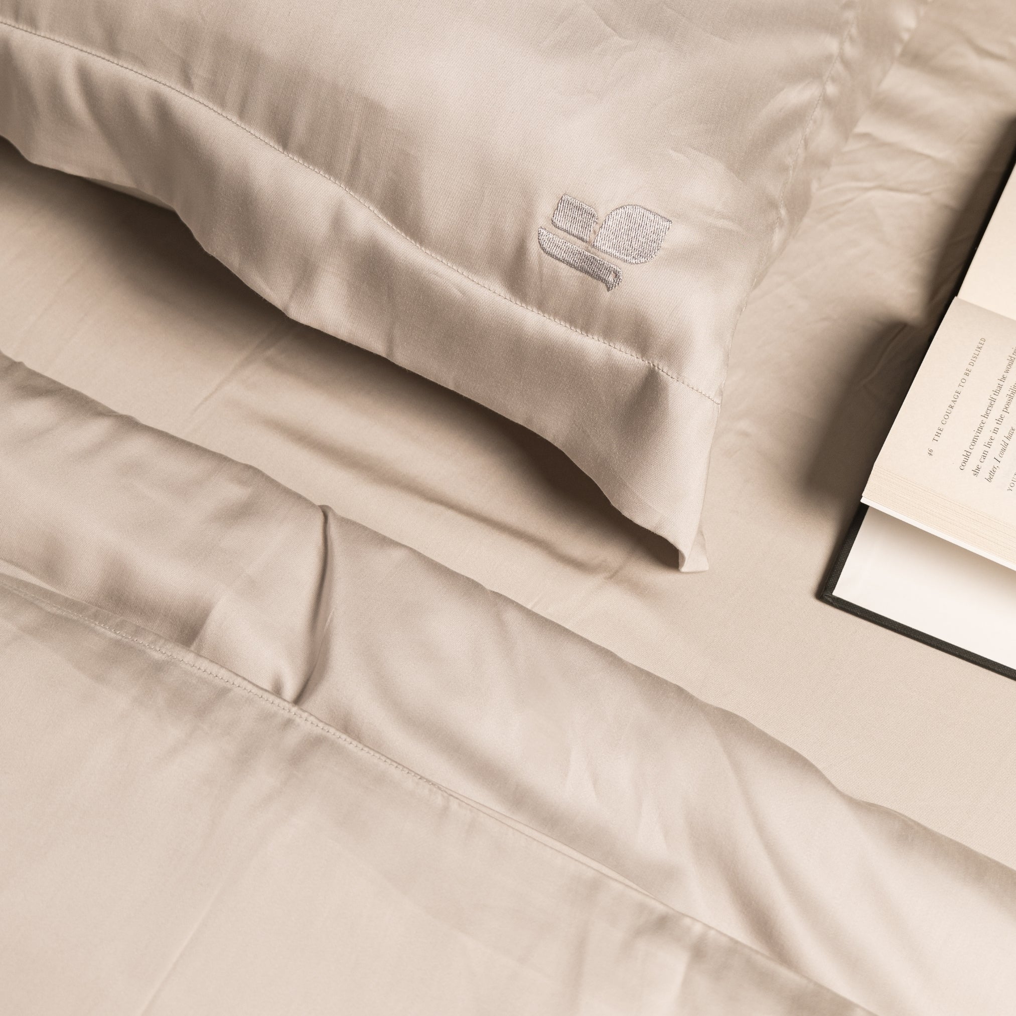 Oat Milk eucalyptus TENCEL duvet cover set